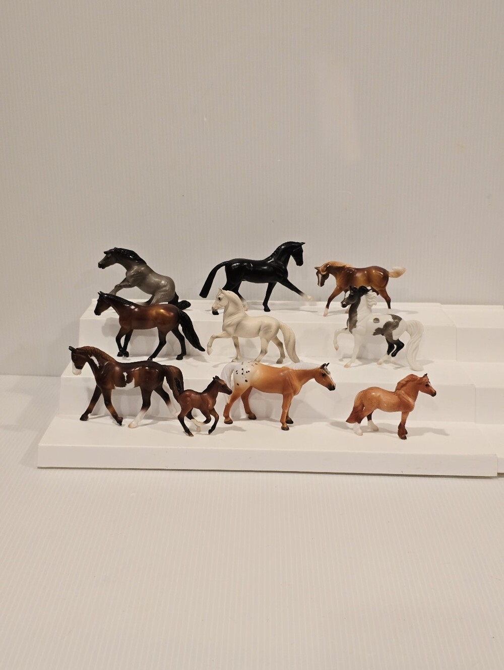 Breyer Stablemates Mystery Foal Mixed Horse Set